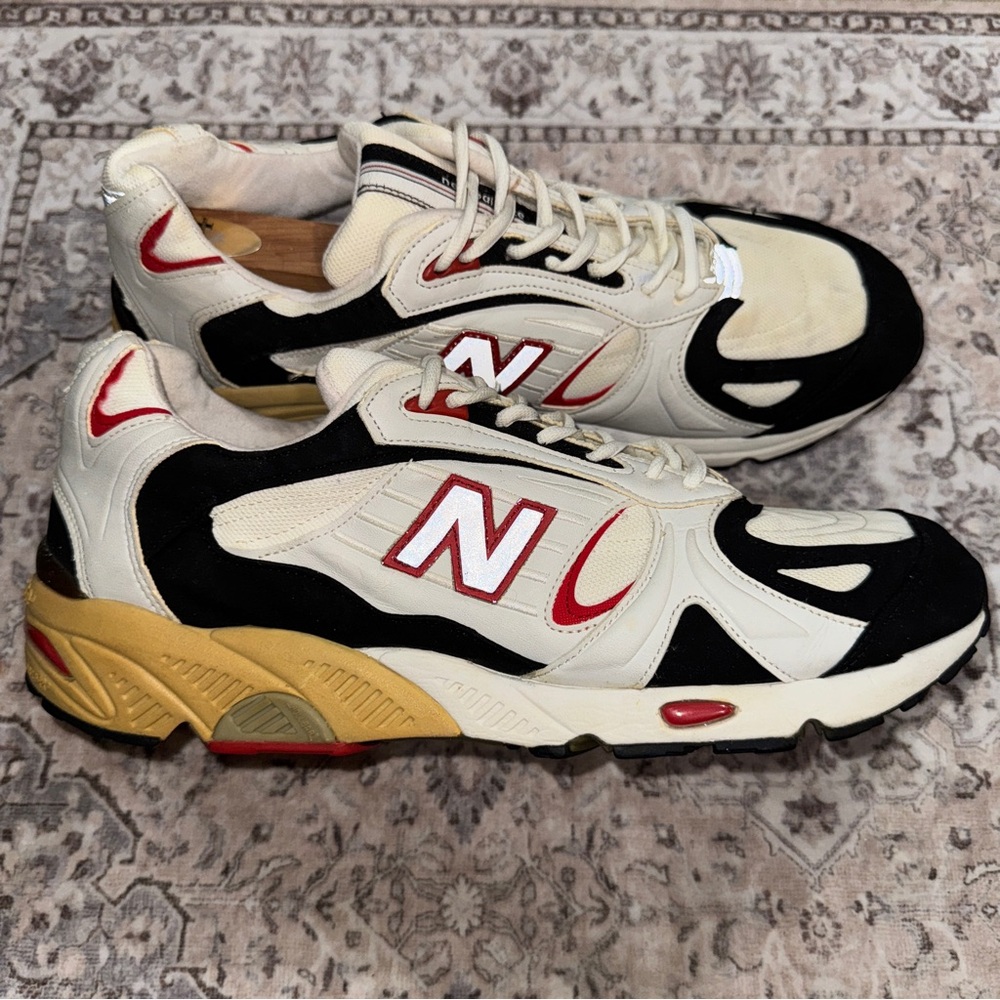 Men’s 13 D New Balance 1120 Motion Control Vintage Nostalgic Shoes